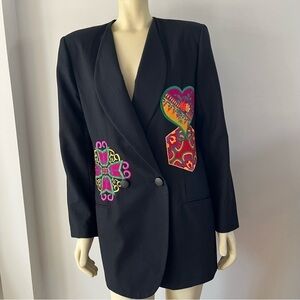 Vintage Privata Women’s Black Wool Embroidered Heart Long Blazer Jacket 10